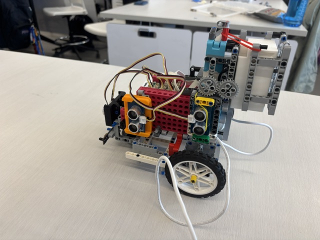Disaster Delivery Robot
